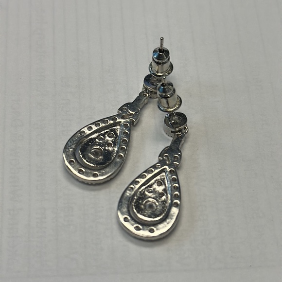 Fashion Jewelry Cubic Zirconia Silver Hoop Earrings Women Gifts A Pair/set - Picture 4 of 6